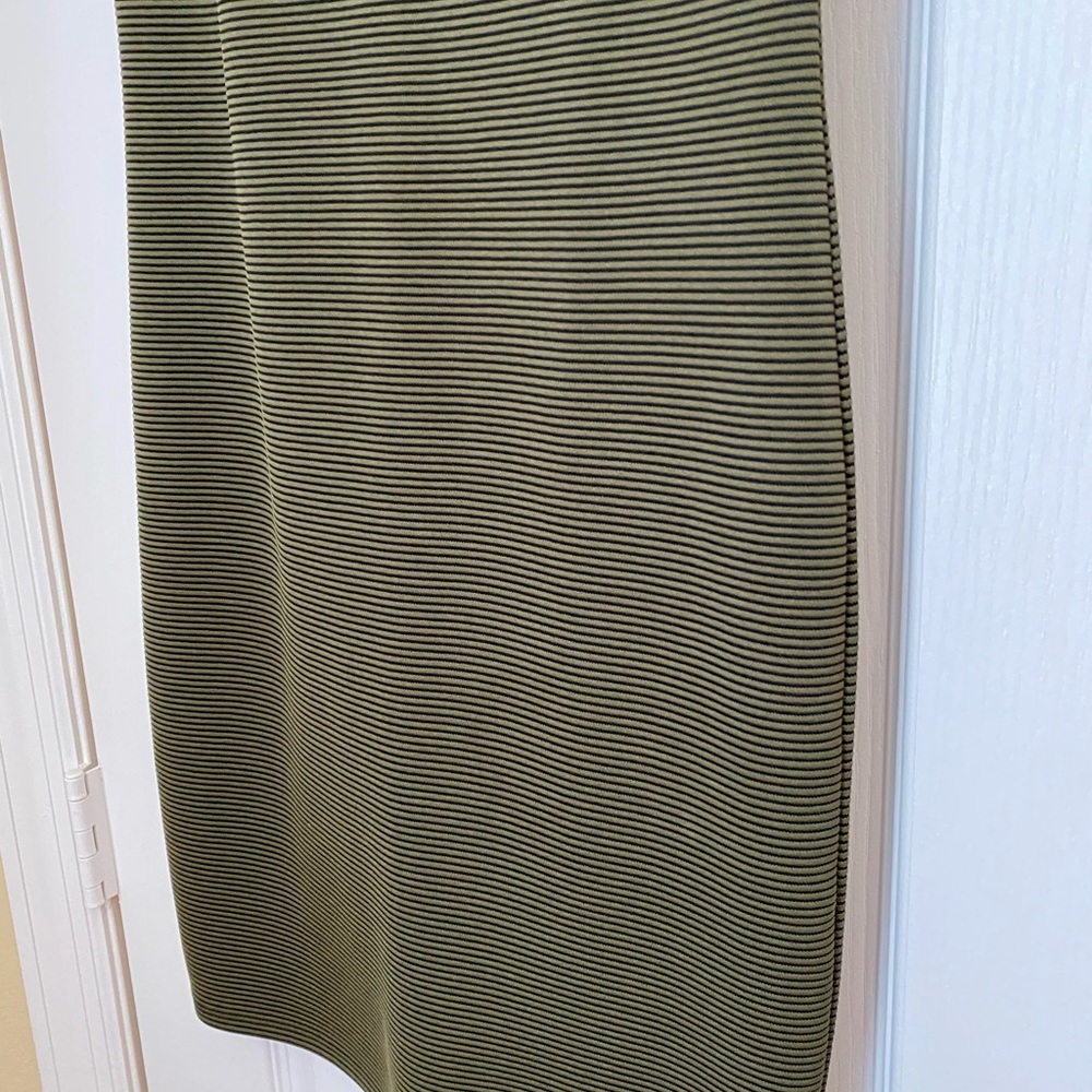 Bodycon Dress - Picture 6 of 6